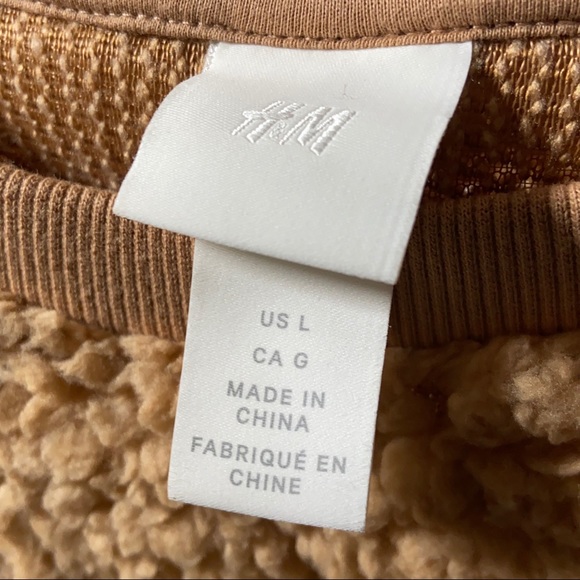 H&M | Faux Sherpa Sweater | Tan | Size Large - Picture 4 of 5